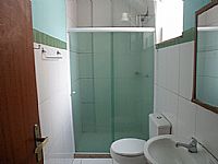 Vende-Se Apartamento no centro composto por sala 2 quartos cozinha reas  R$ 260.000.00